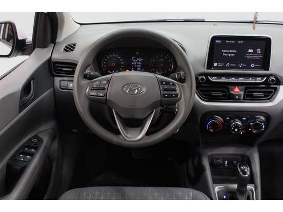 HYUNDAI-HB20S-2024