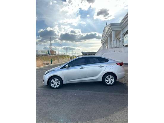 HYUNDAI-HB20S-1.6 COMFORT PLUS 16V FLEX 4P AUTOMÁTICO HYUNDAI-HB20S-2018
