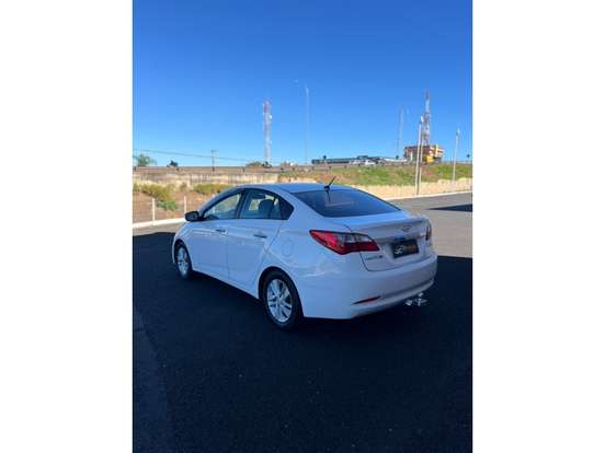 HYUNDAI-HB20S-1.6 COMFORT PLUS 16V FLEX 4P MANUAL HYUNDAI-HB20S-2015