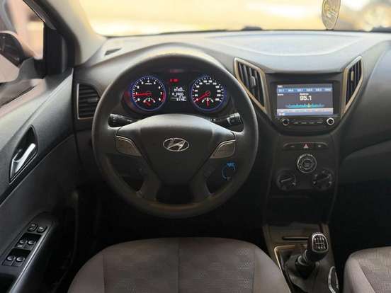 HYUNDAI-HB20S-1.6 COMFORT PLUS 16V FLEX 4P MANUAL HYUNDAI-HB20S-2019