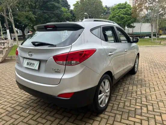 HYUNDAI-IX35-2.0 MPI 4X2 16V FLEX 4P AUTOMÁTICO HYUNDAI-IX35-2013