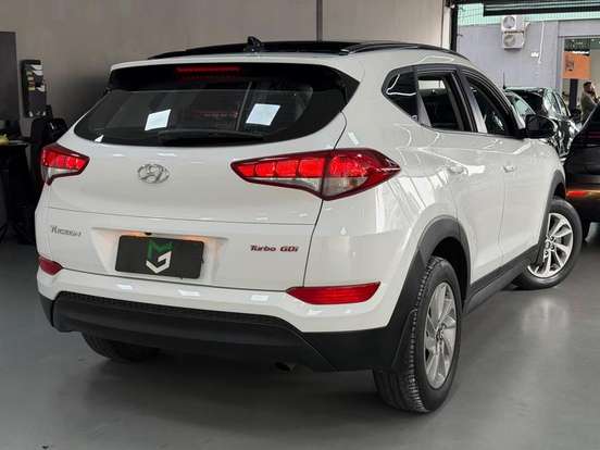 HYUNDAI-TUCSON-2018