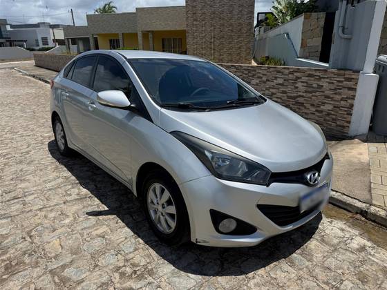 HYUNDAI HB20S 1.6 COMFORT PLUS 16V FLEX 4P MANUAL