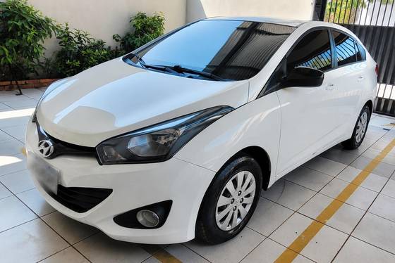 HYUNDAI HB20S 1.6 COMFORT PLUS 16V FLEX 4P MANUAL