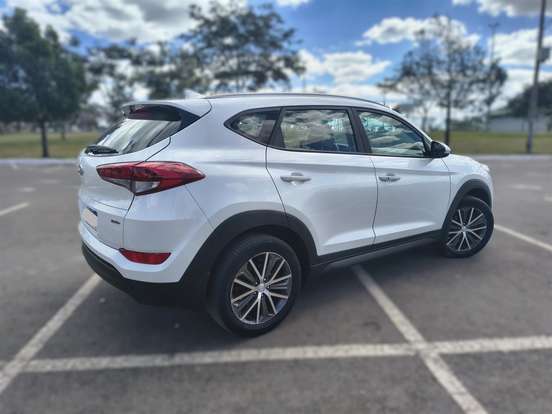 HYUNDAI-TUCSON-2017