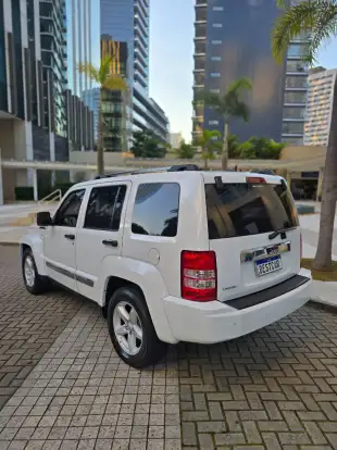 JEEP-CHEROKEE-2012