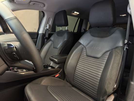 JEEP-COMMANDER-1.3 T270 TURBO FLEX LIMITED AT6 JEEP-COMMANDER-2025