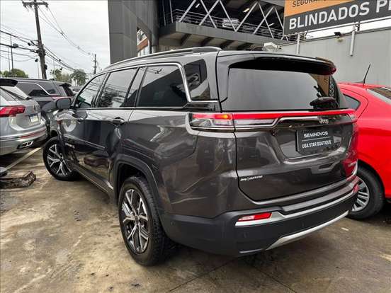 JEEP-COMMANDER-2025