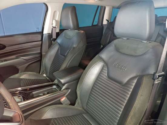 JEEP-COMMANDER-2023
