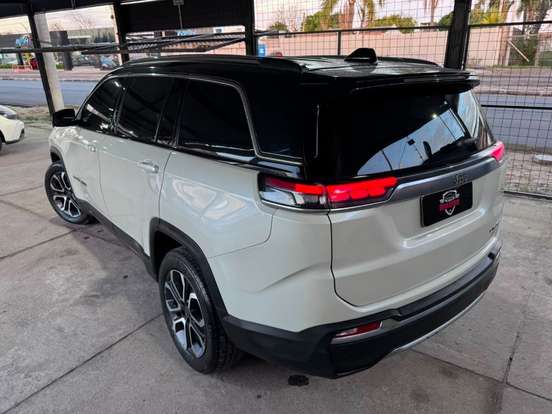 JEEP-COMMANDER-2023