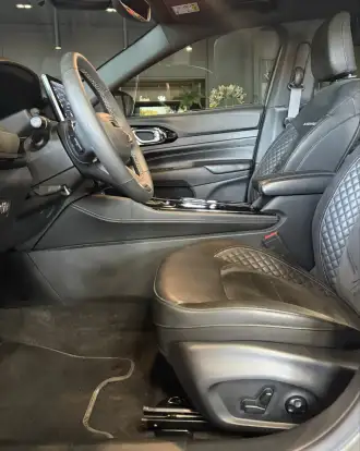 JEEP-COMMANDER-2.0 HURRICANE 4 TURBO GASOLINA BLACKHAWK AT9 JEEP-COMMANDER-2024