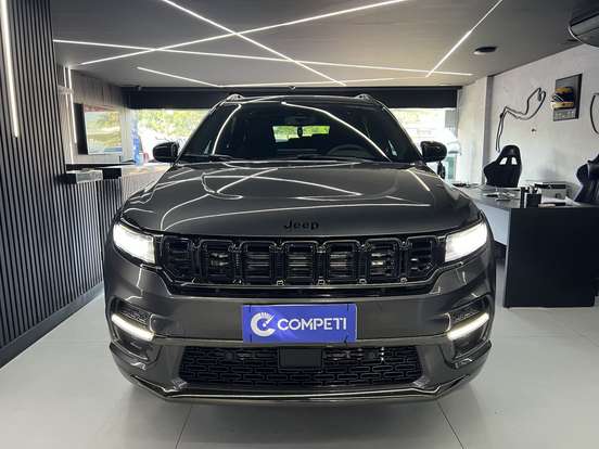 JEEP-COMMANDER-2.0 HURRICANE 4 TURBO GASOLINA BLACKHAWK AT9 JEEP-COMMANDER-2025