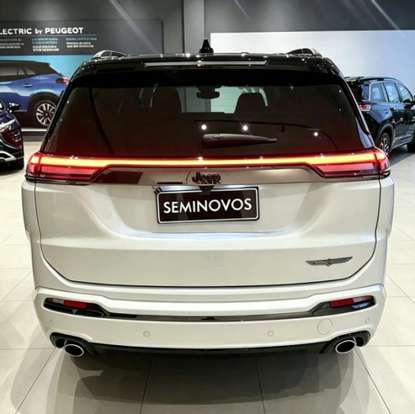 JEEP-COMMANDER-2.0 HURRICANE 4 TURBO GASOLINA BLACKHAWK AT9 JEEP-COMMANDER-2025