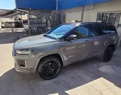 JEEP COMMANDER 2.0 HURRICANE 4 TURBO GASOLINA BLACKHAWK AT9 JEEP COMMANDER 2.0 HURRICANE 4 TURBO GASOLINA BLACKHAWK AT9