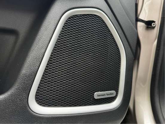 JEEP-COMMANDER-2021