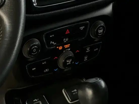 JEEP-COMPASS-2.0 16V FLEX LIMITED AUTOMÁTICO JEEP-COMPASS-2019
