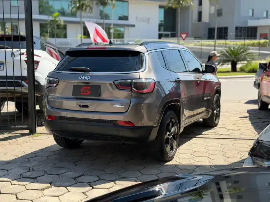 JEEP-COMPASS-2.0 16V FLEX LONGITUDE AUTOMÁTICO JEEP-COMPASS-2018