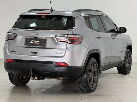 JEEP-COMPASS-2.0 16V DIESEL LONGITUDE 4X4 AUTOMÁTICO JEEP-COMPASS-2018