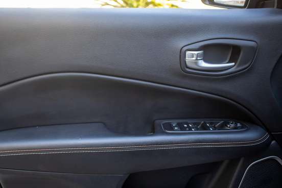 JEEP-COMPASS-2017