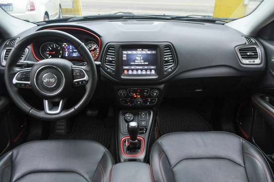 JEEP-COMPASS-2020