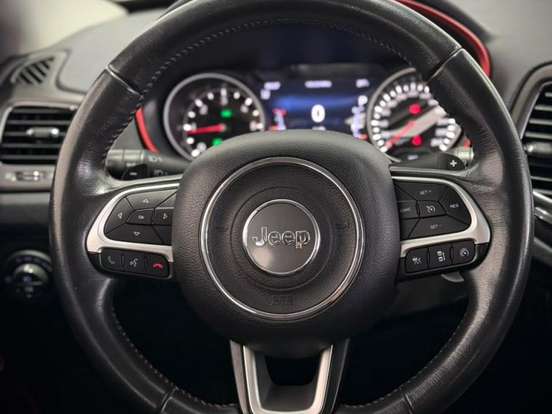 JEEP-COMPASS-2.0 16V DIESEL TRAILHAWK 4X4 AUTOMÁTICO JEEP-COMPASS-2019