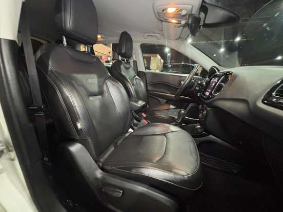 JEEP-COMPASS-2.0 16V FLEX LIMITED AUTOMÁTICO JEEP-COMPASS-2018