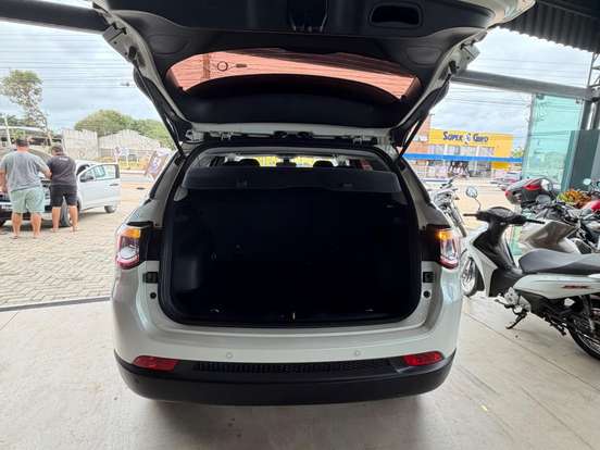 JEEP-COMPASS-2.0 16V FLEX LONGITUDE AUTOMÁTICO JEEP-COMPASS-2019