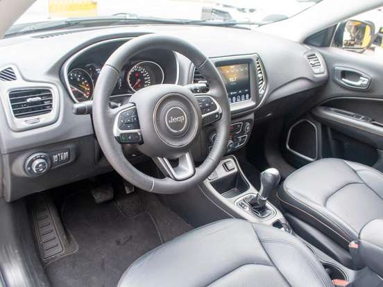 JEEP-COMPASS-2.0 16V FLEX LONGITUDE AUTOMÁTICO JEEP-COMPASS-2018
