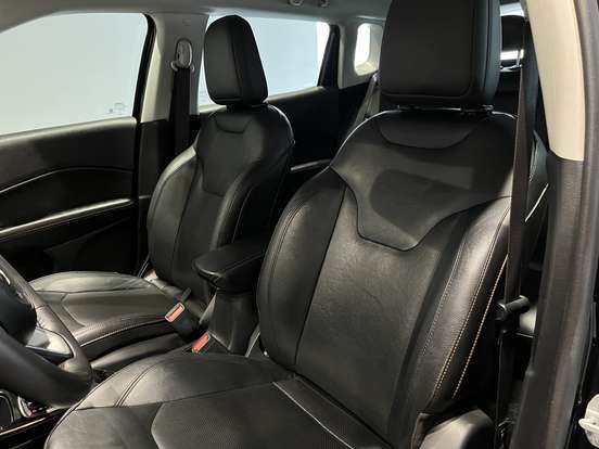 JEEP-COMPASS-2.0 16V FLEX NIGHT EAGLE AUTOMÁTICO JEEP-COMPASS-2018