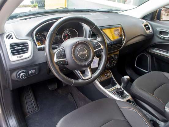 JEEP-COMPASS-2.0 16V FLEX SPORT AUTOMÁTICO JEEP-COMPASS-2019