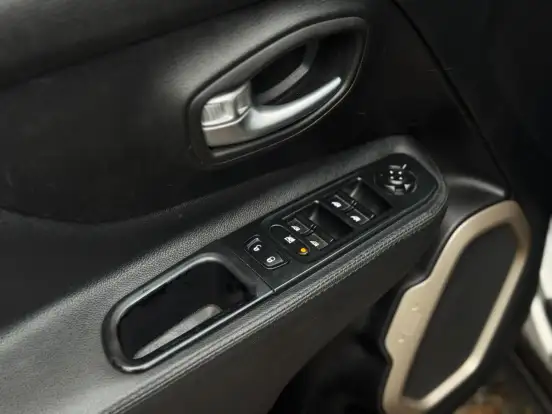 JEEP-RENEGADE-2015