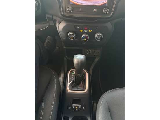 JEEP-RENEGADE-2024