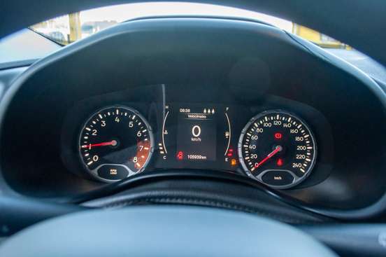 JEEP-RENEGADE-2015