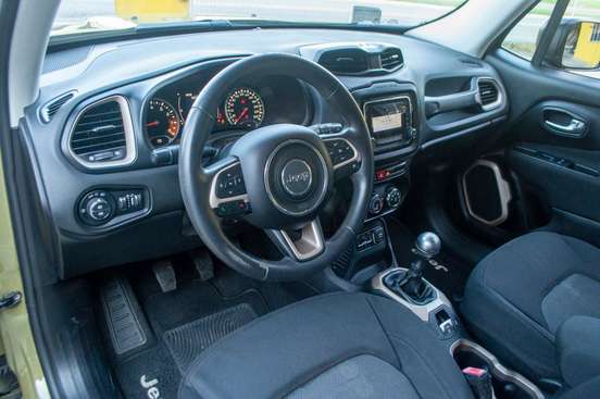 JEEP-RENEGADE-2015