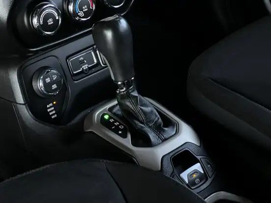 JEEP-RENEGADE-2016