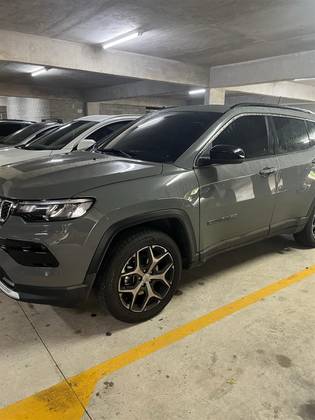 JEEP COMPASS 1.3 T270 TURBO FLEX LONGITUDE AT6