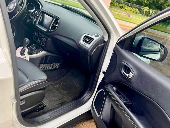 JEEP-COMPASS-2.0 16V DIESEL LONGITUDE 4X4 AUTOMÁTICO JEEP-COMPASS-2019