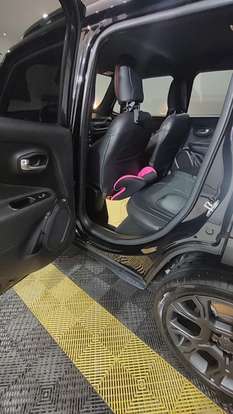 JEEP-RENEGADE-2022