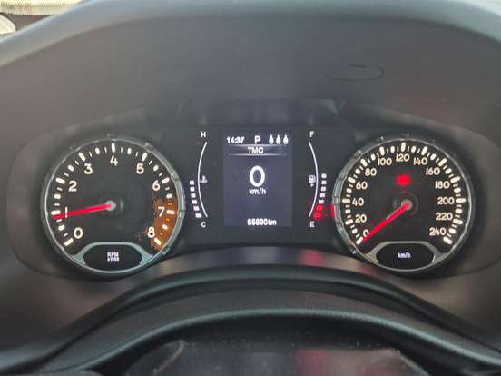 JEEP-RENEGADE-1.8 16V FLEX LONGITUDE 4P AUTOMÁTICO JEEP-RENEGADE-2018