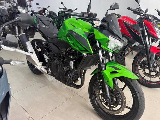 KAWASAKI Z400 