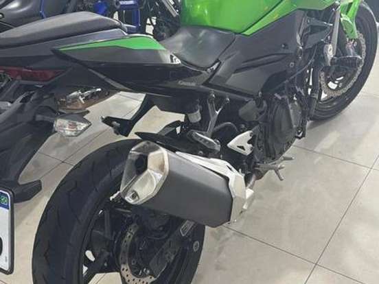 KAWASAKI-Z400 KAWASAKI-Z400-2022