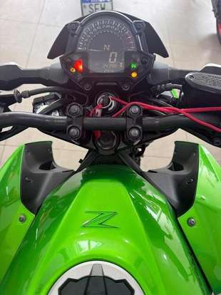 KAWASAKI-Z400-2022