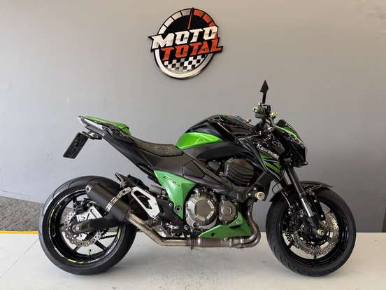KAWASAKI-Z800-2014