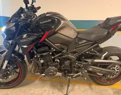 KAWASAKI Z900 KAWASAKI Z900