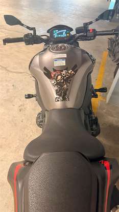 KAWASAKI-Z900-2023
