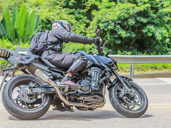 KAWASAKI-Z900 KAWASAKI-Z900-2022