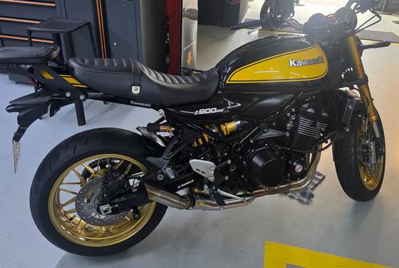 KAWASAKI Z900RS SE 