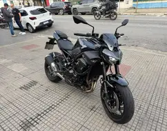 KAWASAKI Z900 KAWASAKI Z900