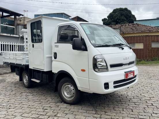 KIA-BONGO-2023