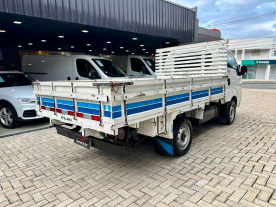 KIA-BONGO-2021